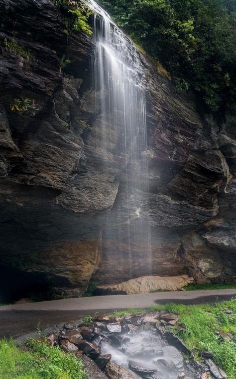 Bridal Veil Falls, North Carolina Smoky Mountain Waterfalls, Chimney Rock State Park, Brevard Nc, Gorges State Park, Most Beautiful Places To Visit, North Carolina Travel, Bridal Veil Falls, Pisgah National Forest, Cheap Flight