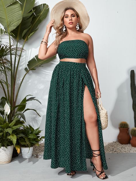 Curvy Boho, Curvy Girl Outfits Summer, Thigh Skirt, Crop Tube Top, Comfy Skirt, Outfits For Mexico, Boho Summer Outfits, Beachwear Fashion, Girls Summer Outfits