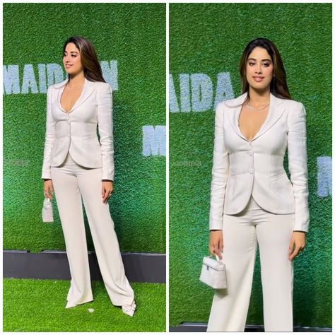 Janvi Kapoor, Jhanvi Kapoor, Airline Cabin Crew, Celebrity Casual Outfits, White Look, Janhvi Kapoor, White Suit, White Coat, Pants Suit