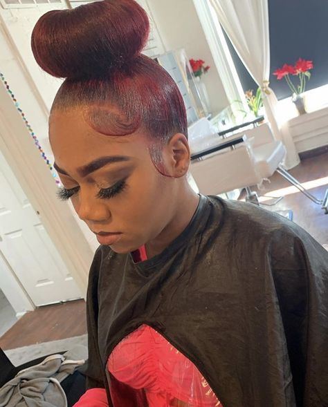 Donut Bun Black Women, Donut Bun Hairstyles For Black Women, Donut Hairstyles, Donut Hair Bun, Black Hair Bun, Donut Bun Hairstyles, Lovely Hairstyles, Donut Bun, Hair Donut