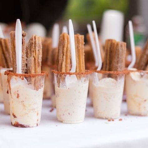 Taco Truck For Wedding, Churro Dessert Bar, Mexican Wedding Desserts, Taco Bachelorette Party, Taco Bar Rehearsal Dinner, Taco Truck Wedding, Wedding Tacos, Mexican Wedding Foods, Churro Stand