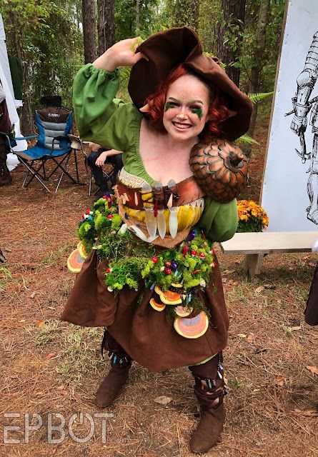 Pixie Costume Halloween, Goblin Costume Women, Mushroom Witch Costume, Borrowers Costume, Trashion Alley, Mushroom Fairy Costume, Goblin Cosplay, Goblin Costume, Renfaire Outfit