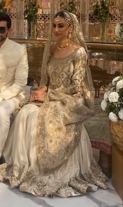 Nikah Lengha, White And Gold Lengha, Walima Ceremony, Nikah Dresses, Weading Dress, Bridal Clothes, Pakistani Bridal Couture, Nikkah Bride, Nikah Outfit