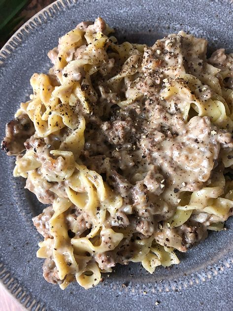 Weight Watchers Beef Stroganoff, Weight Watchers Beef Stroganoff Recipe, Stroganoff Beef, Weight Watchers Meals Dinner, Recipe Diaries, Beef Stroganoff Easy, Weight Watchers Meal Plans, Ground Beef Stroganoff, Weight Watchers Recipes Desserts