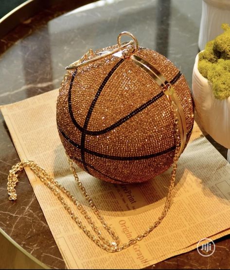 This basketball evening bag captures all the surrounding eyes,fashion style dress can match with this evening clutch,make more fashionable and elegant. #clutch Formal Clutch Purse, Basketball Purse, Gold Clutch Purse, Bling Purses, Basketball Bag, Bola Basket, Rhinestone Handbags, Glitter Bag, Party Purse