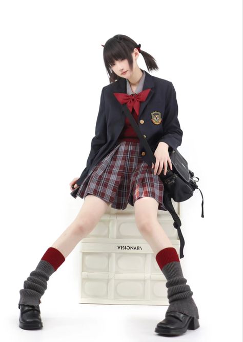 D：974221696 #fashion #aesthetic #outfits #outfitideas #outfitstyle Full Body Poses Ideas, Dynamic Full Body Pose, Full Pose Reference, Full Body References, Japanese School Reference, Japanese School Outfits Drawing, Japanese School Outfits Reference, High School Outfits Japanese Girl, Girl Japanese Style School