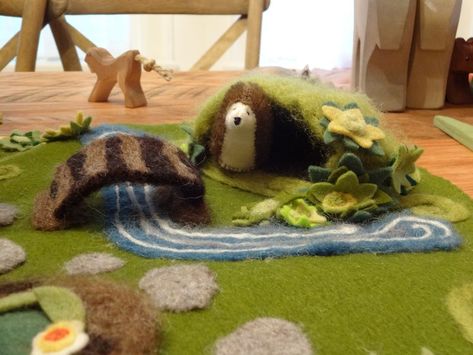 DSC02608 Felt Play Mat, Felt House, Imagination Toys, Fairy Gifts, Wet Felt, Waldorf Toys, Peg Doll, Tree Stump, Boys Christmas