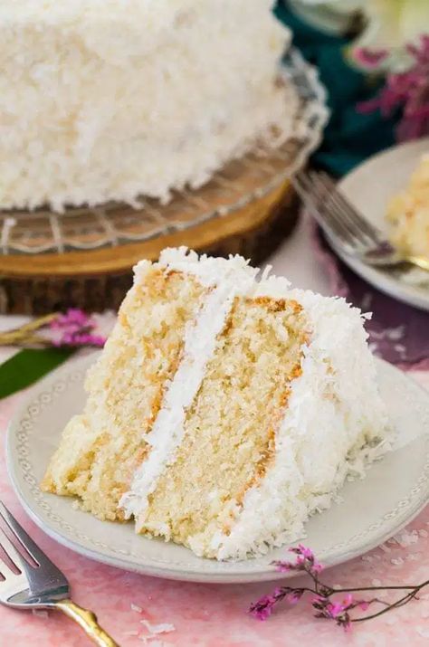 Homemade Coconut Cake Recipe, Coconut Layer Cake, Best Coconut Cake Recipe, White Cake Recipes, Red Birthday Cake, Coconut Cakes, Coconut Cream Cake, Divas Can Cook, Chandelier Cake