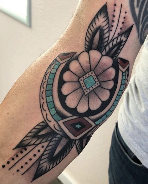 Western Tattoos With Turquoise, Western Elbow Tattoo, Traditional Native Tattoo, American Traditional Western, Western Flower Tattoo, Tattoos Cow, Indian Tattoos For Women, Turquoise Tattoo, Small Western Tattoos