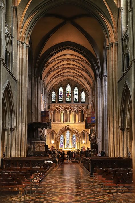 St Patricks Cathedral, Dublin. One Perfect Day in Dublin – Kylie Olson St Patricks Cathedral Ireland, St Patrick’s Cathedral Dublin, Ireland Architecture, St Patrick Cathedral, Irish Dinner, Irish Architecture, Ireland Road Trip, Guinness Storehouse, Travel Ireland