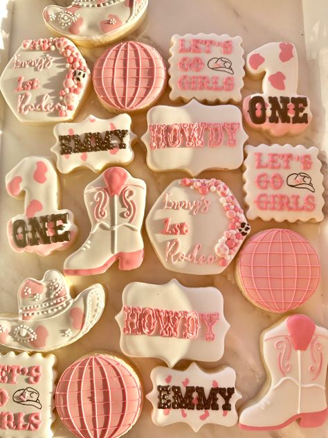 Cowgirl Theme 1st Birthday, Man I Feel Like I’m One Birthday Cookies, First Cowgirl Birthday Party, Her First Rodeo Birthday, Cowgirl Themed First Birthday, Pink Cowgirl 1st Birthday Party, Shania Twain Themed Birthday Party, Country 1st Birthday Girl, First Rodeo Cookies Girl