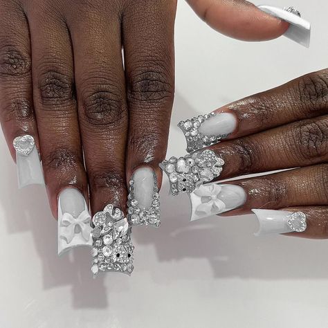 Short White Duck Nails, White Nail Ideas Acrylic, Black Coquette Nails, White Junk Nails, White Duck Nails, 21st Birthday Nails, Nail Designs Bling, Overlay Nails, Junk Nails