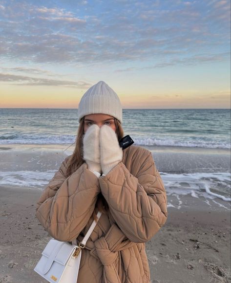 Snow On The Beach Outfit, Coastal Winter Aesthetic, Beach Winter Photoshoot, Beach Winter Aesthetic, Winter Beach Pics, Winter Beach Aesthetic, Winter On The Beach, Winter Beach Photoshoot, Winter Beach Outfit