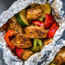 Foil Pack Dinners, Homemade Cajun Seasoning, Foil Packet Meals, Breakfast Keto, Chicken And Veggies, Recipes For, Foil Packets, Cajun Chicken, Healthy Dinner Recipes Chicken