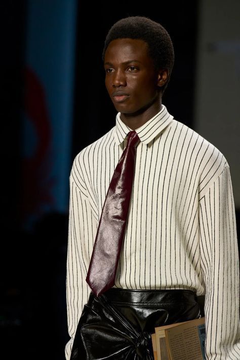 Bottega Veneta Shirt, 2024 Fits, Tie Outfit, Masc Fashion, Leather Tie, Fashion 2024, Tie Styles, Cool Fits, Spring 2024