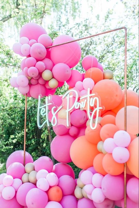 Orange And Pink Birthday Party Decorations, Pink And Orange Balloon Decorations, Summer Launch Party, Bright Brunch Outfit, Preppy Ballon Arch, Rose Backdrop Ideas, Graduation Party Ideas Bright Colors, Neon Bridal Shower Ideas, Vibrant Birthday Party