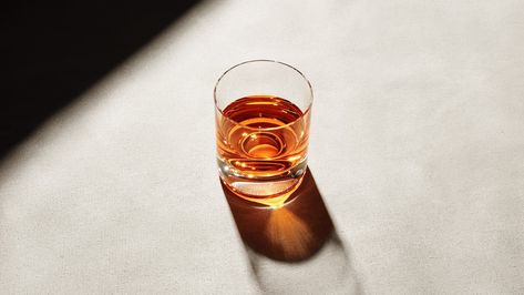 Best Bourbon Whiskey, Best Whiskey, Whiskey Neat, Candied Almonds, Whiskey Tasting, Best Bourbons, Kentucky Straight Bourbon Whiskey, Straight Bourbon Whiskey, Good Whiskey