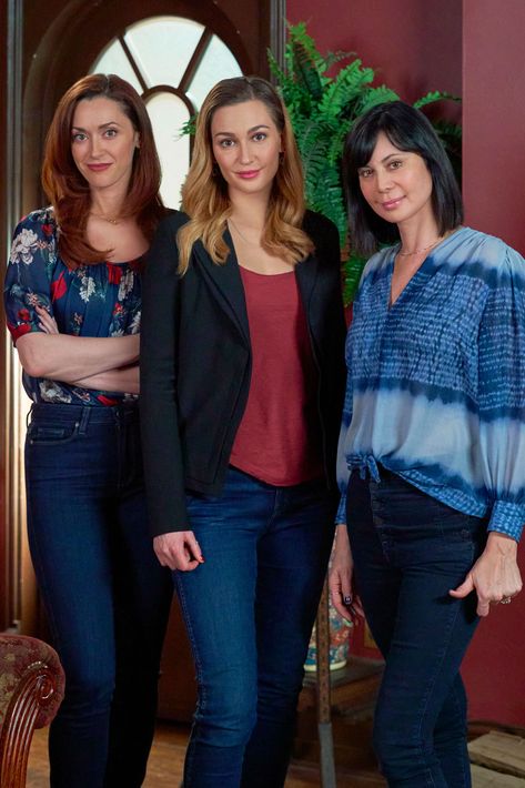 Good Witch Spoilers: First Look Season 7, Episode 10 Series Finale The Good Witch Series, Witch Tv Series, James Denton, Witch Series, Catherine Bell, Good Witch, Family Legacy, The Good Witch, Anime Family