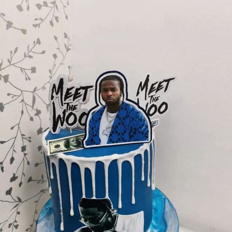 3 whizkerscreativecaketoppers on Instagram: “Popsmoke the rapper made for a customer for her son #popsmoke #rappers #rapperparty” Rapper Birthday Cake, 19th Bday, My 18th Birthday, Rapper Birthday, Cake Banner, 18th Birthday Cake, Themed Party Ideas, Cake Banner Topper, Dining Room Storage