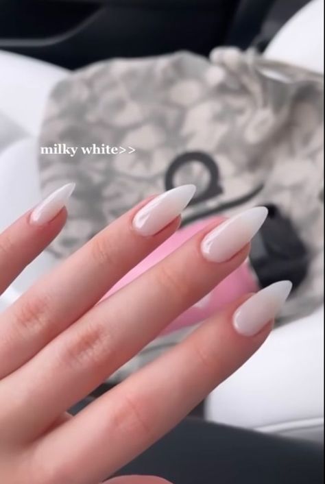 Milky White Nail Art, Milky White Nails, Formal Nails, Nude Nail Designs, White Nail Art, Pretty Nail Designs, Really Cute Nails, Manicures Designs, Girls Nails