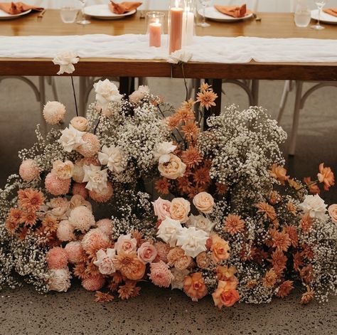 Spring 2026 Wedding, Terracotta Florals Wedding, Terracotta Wedding Floral Arrangements, Dusty Rose And Terra Cotta Wedding, Copper And Champagne Wedding, Terracotta And Cream Wedding Flowers, Beige And Pink Wedding, Apricot Wedding Flowers, Earth Tone Flower Bouquet