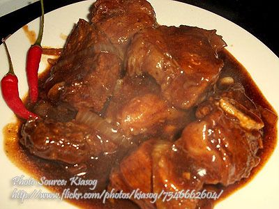 Adobong Baka (Beef Adobo) http://www.panlasangpinoymeatrecipes.com/adobo-beef.htm #AdobongBaka #BeefAdobo Beef Adobo, Filipino Delicacies, Asain Food, Adobo Recipe, Asian Recipe, Filipino Foods, Adobo Chicken, Filipino Desserts, Filipino Dishes