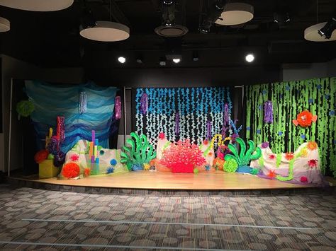 Under The Sea Stage Decorations, Scuba Vbs Decorations, Kindergarten Graduation Songs, Vbs Ocean Theme, Ocean Vbs, Scuba Vbs, Vacation Bible School Themes, Under The Sea Crafts, Under The Sea Decorations