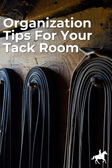 Say goodbye to barn clutter with these 10 easy DIY tack room organization ideas! From blankets to saddles, these tips will help you keep everything in order and make your barn a stress-free environment. 🐴 #BarnOrganization #DIYHorseCare #TackRoomHacks Tack Room Organization Ideas, Small Tack Room Organization, Diy Tack Room, Small Tack Room, Tack Room Organization, Room Organization Ideas, Horse Diy, Tack Room, Horse Owner