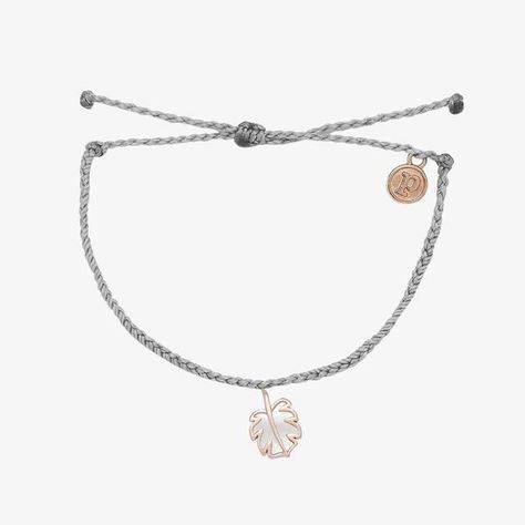 Dream Bracelet, Rose Gold Charms, Pura Vida Bracelets, Random Pict, Pearl Stone, Pearl Rose, Braid Designs, Leaf Charms, Rose Gold Metal