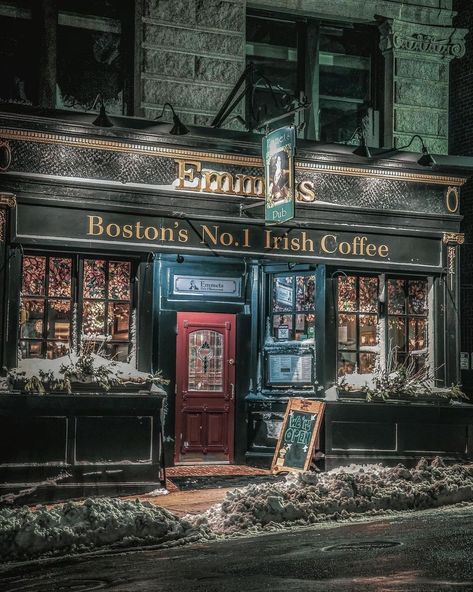 IGBoston on Instagram: “Still open for business, no matter the weather. Here we have a nighttime shot of Emmet’s Pub by IGBoston Member @timothy_blake_felix.…” Boston Weekend, Boston Aesthetic, Boston Winter, Beacon Hill Boston, Boston House, Boston Restaurants, Visiting Boston, Living In Boston, Boston Usa