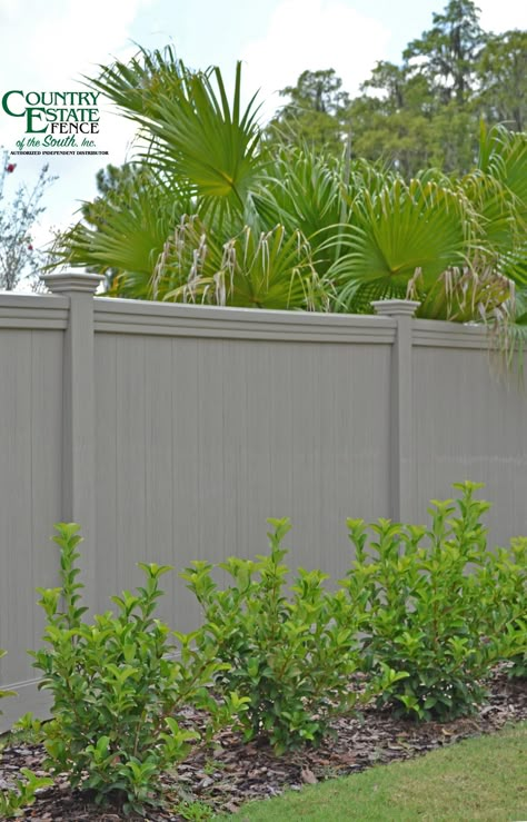 Vinyl Fence Landscaping, Estate Fence, Fence Wall Design, Vinyl Privacy Fence, Home Fencing, Vinyl Fencing, Compound Wall Design, Aluminum Fencing, Front Fence