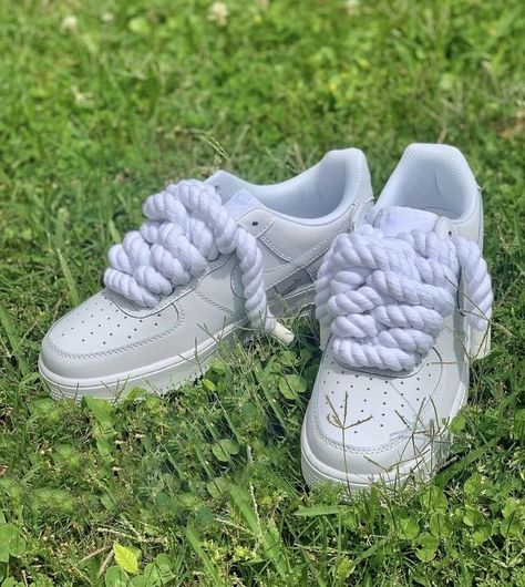 Nike Airforce 1 Women Outfit Ideas, Rope Af1, Nike Airforce 1 Women Outfit, Airforce 1 Outfit, Af1 White, Sneaker Plug, Airforce 1s, Guys Fashion Swag, Nike Shoes Women Fashion