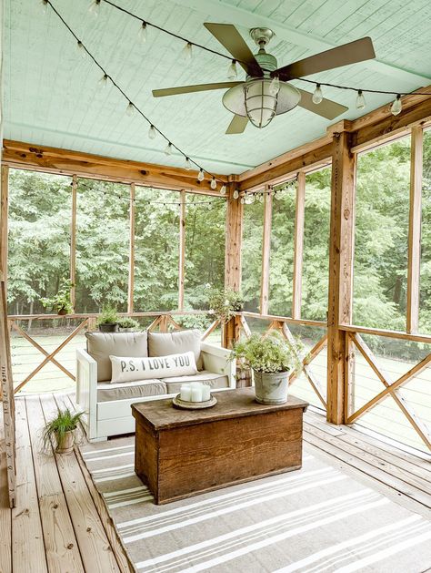 Backyard Screened In Porch, Curtains In Screened Porch, Screened In Back Deck Ideas, Cottage Screen Porch, Enclosed Screen Porch Ideas, Back Porch Screened In Ideas, Screened In Porch Furniture Ideas, Screen In Porch Ideas, Screened In Porch Ideas On A Budget