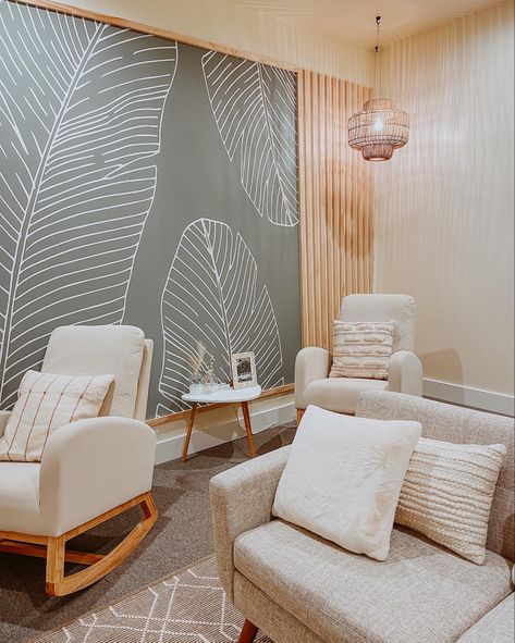 Natural Clinic Interior Design, Commercial Nursery Design, Office Nursing Room Design, Maternity Clinic Interior Design, Public Nursery Room, Nursing Rooms At Work, Public Nursing Room, Fertility Clinic Interior Design, Doula Office Decor