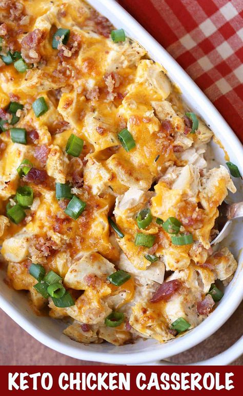 A simple one-dish meal, this keto chicken casserole is easy to assemble and practically bakes itself. It's the ultimate weeknight dinner! Keto Casserole Recipes Easy Dinners, Casserole Recipes Easy, Cheesy Dinner, Chicken Casserole Recipes Healthy, Keto Casserole Recipes, Healthy Chicken Casserole, Keto Chicken Casserole, Casserole Chicken, Dinner Keto