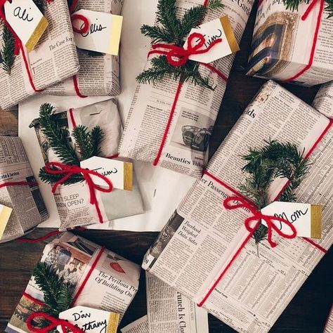 25 Newspaper Gift Wrapping Ideas • One Brick At A Time Newspaper Gift, Xmas Gift Wrap, Wrapped Presents, Eco Friendly Gift Wrapping, Gift Wrapping Inspiration, Gift Wrapping Ideas, Gifts Wrapping Diy, Creative Gift Wrapping, Present Wrapping