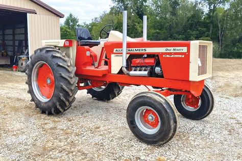 Third “Cash” Tractor Sells At 2022 Auction Pulling Tractors, Allis Chalmers Tractors, Sheet Metal Work, Farm Show, Allis Chalmers, Old Tractors, Vintage Tractors, Ford Truck, Farm Tractor