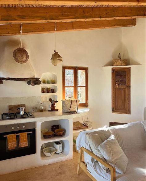 Adobe House, Greek House, Cob House, Mediterranean Home, Mediterranean Homes, Decoration Inspiration, Rustic Kitchen, Dream Home Design, Home Fashion