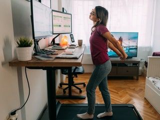 Treadmill Desk, Full Body Workouts, Best At Home Workout, Folding Treadmill, Stand Up Desk, Cleveland Clinic, Barre Workout, Adjustable Standing Desk, After Workout