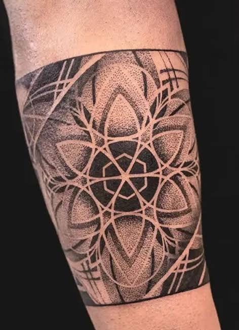 Mandala Band Tattoo Design, Virat Kohli Tattoo, Geometric Tattoo Hand, Tattoo Armband, Arm Cover Up Tattoos, Love Wrist Tattoo, Leg Band Tattoos, Band Tattoos For Men, 2023 Tattoo