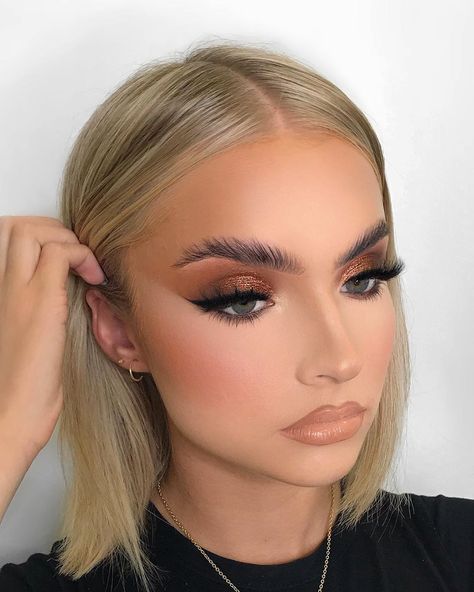 Makeup Soft Glam, Soft Glam Look, Angel Makeup, Makeup Soft, Brunette Makeup, Eyebrow Eyeshadow, Swag Makeup, Eye Makeup Pictures, Beautiful Eye Makeup