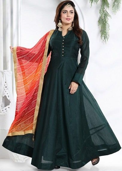 Plain Silk Salwar Suit Silk Abaya, Summer/fall Outfits, Abaya Style, Long Frock, Long Frocks, Fancy Dress Design, Salwar Kameez Designs, Anarkali Suit, Pinterest Fashion