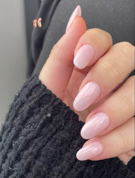 Ballet Slippers Nail Polish, Simple Prom Nails, Oval Acrylic Nails, Natural Looking Nails, Engagement Nails, Short Glass, Ballet Nails, Light Pink Nails, Nude Nail Designs