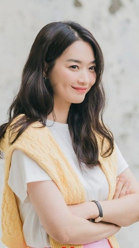 Shin Min Ah Fashion, Hometown Cha Cha, Hometown Cha Cha Cha, Kim Seonho, Shin Min Ah, Korean Actresses, Korean Celebrities, Kdrama Actors, Korean Actress