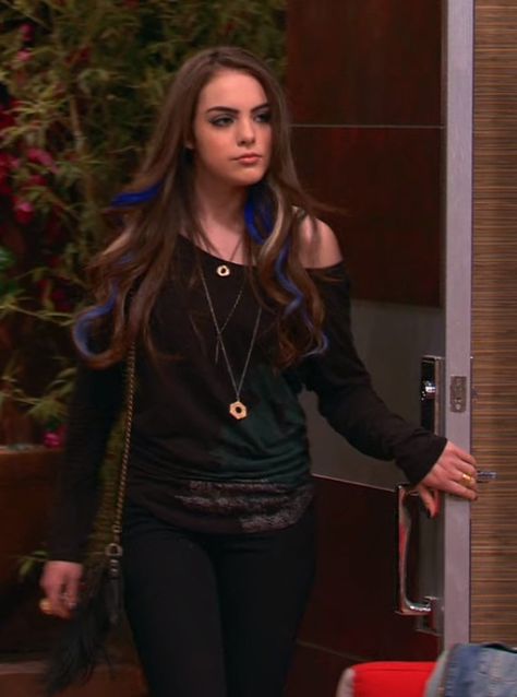 Jade From Vistorious, Jade West Outfits Season 1, Jade West Costume, Jade West Aesthetic Clothes, Jade West Outfits Style, Jade West Inspired Outfits, Jade West Season 1, Jade Victorious Outfits, Victorious Fashion