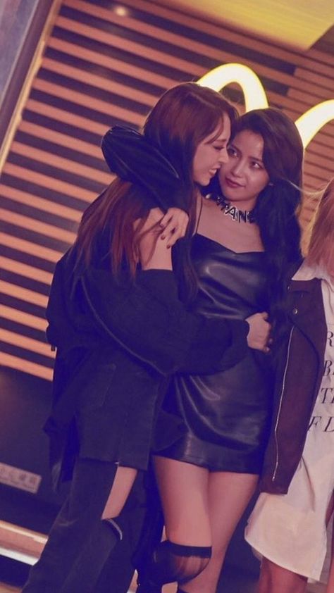 Moonsun Mamamoo, Moonbyul Solar, Mamamoo Moonbyul, Solar Mamamoo, Dance Kpop, Ulzzang Girl, Korean Girl, South Korean Girls, K Pop