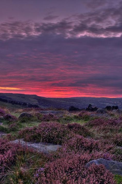 Ilkley Moor is part of the moorland which stretches between Ilkley and Keighley in West Yorkshire York England, North York Moors, Yorkshire England, Sun Sets, West Yorkshire, To Be, English Countryside, England Travel, Land Scape