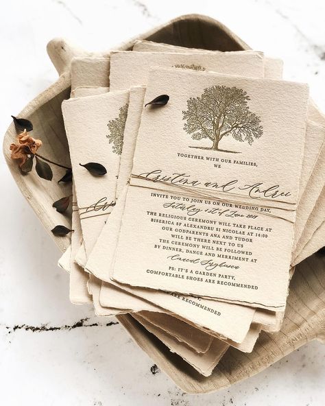 Nature Wedding Pictures, Wedding Nature, Wedding Invitation Fonts, Debut Ideas, Wedding Graphics, Vintage Wedding Cards, Nature Inspired Wedding, Luxury Stationery, Nature Inspired Design