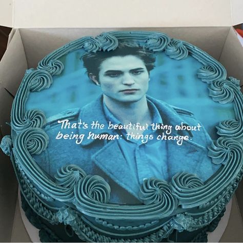 Twilight Cake Twilight Saga Edward Cullen Twilight Birthday Traditional Icing Twilight Blue How Long Have You Been 17 Twilight Cake, Edward Cullen Cake, Twilight Cake Ideas, Twilight Aesthetic Party, Twilight Birthday, Twilight Party Ideas, Edward Cullen Quotes, Twilight Cake, Twilight Party