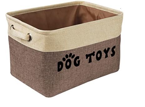 This amazing storage box is ideal for storing your dog toys... Dog toy storage is an important part of keeping your home organised and clutter-free. It can be difficult to find a place to store all the toys, treats, and other items that your pup loves. Luckily, there is a solution for dog toy storage that can help you keep your home neat and tidy while still giving your pup plenty of playtime! Toys Living Room, Basket For Toys, Dog Toy Box, Pet Artist, Dog Toy Basket, Dog Toy Storage, Dog Basket, Collapsible Storage Bins, Toy Storage Baskets